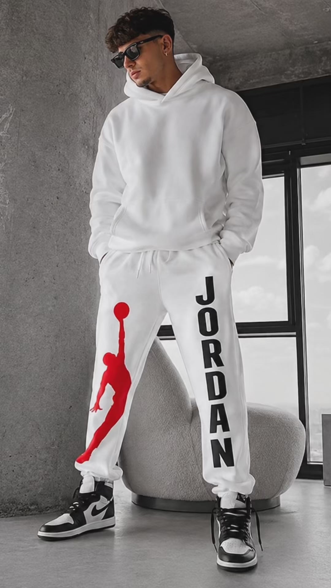 BT - 010  | AARA Signature White Graphic Jogger